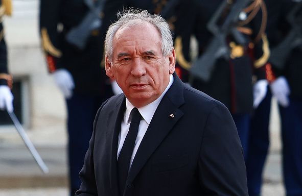 François Bayrou et son référendum sur le budget : voici pourquoi cela fait débat