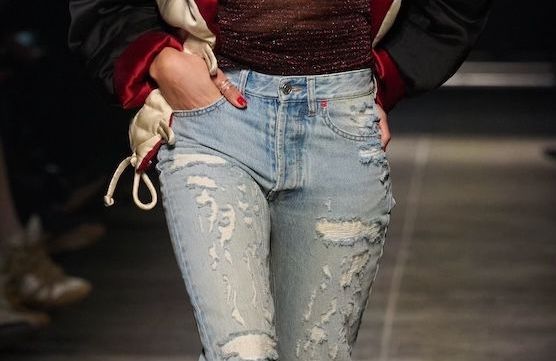 L’hiver prochain, Isabel Marant parie sur le retour de ce jean controversé