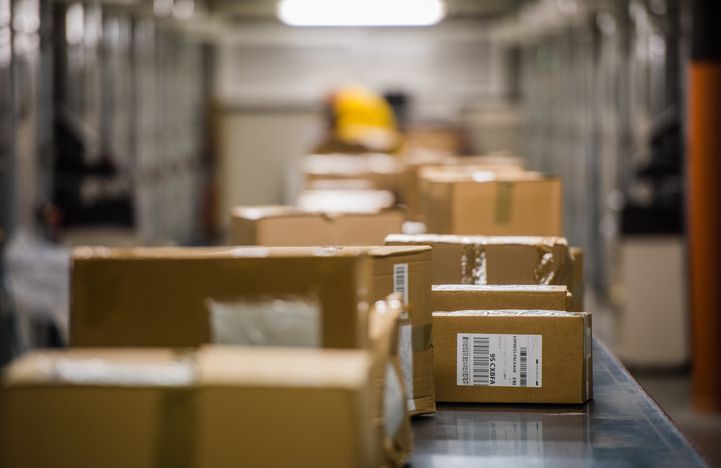 Shein, Temu, Alibaba : le gouvernement veut taxer les petits colis importés d'Asie