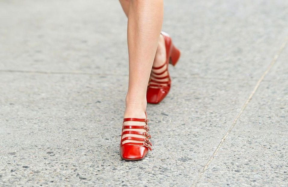 Symbole d’un style BCBG, ce modèle culte des années 2010 devient l’obsession des modeuses