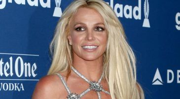 Britney Spears : la chanteuse à moitié nue dans la rue, ses photos choquent ses fans