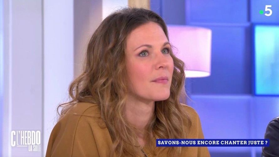 “Quand ma fille me dit…” : depuis son ablation de l’utérus, Lorie Pester ne peut plus réaliser le rêve de Nina