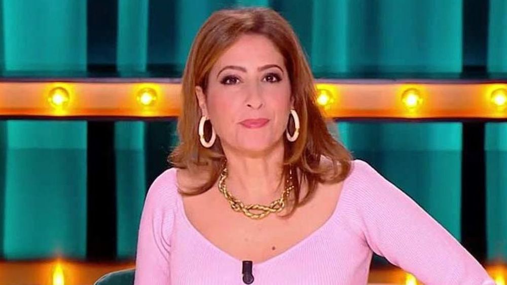 Léa Salamé au JT de France 2 et désormais "l’un des plus gros salaires du PAF" ?