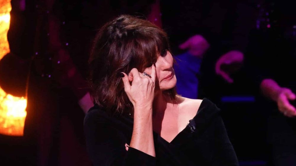 Faustine Bollaert ne parvient pas à l'oublier depuis sa disparition : "Elle me manque"