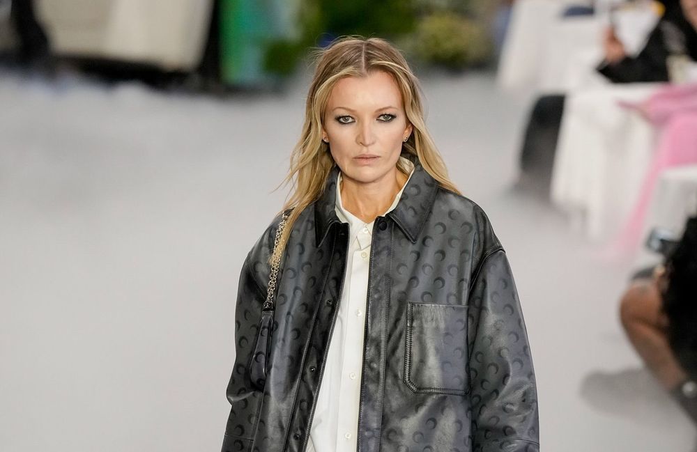 Plus vraie que nature : qui est ce sosie de Kate Moss qui a dupé la mode à la Fashion Week ?