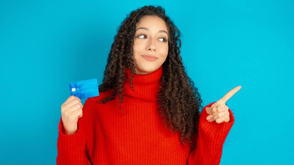 Surprise pour les clients de La Banque Postale, CB gratuite... Les 5 infos argent de la semaine