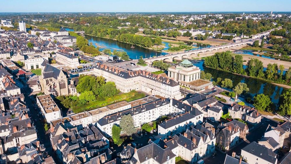 Marché immobilier à Tours : baisse des prix d'achat en décembre 2025
