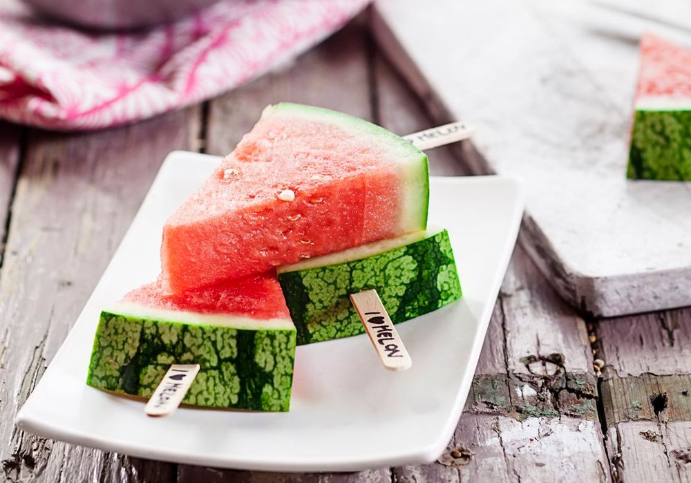 Quels sont les 9 fruits d'été les moins caloriques ?