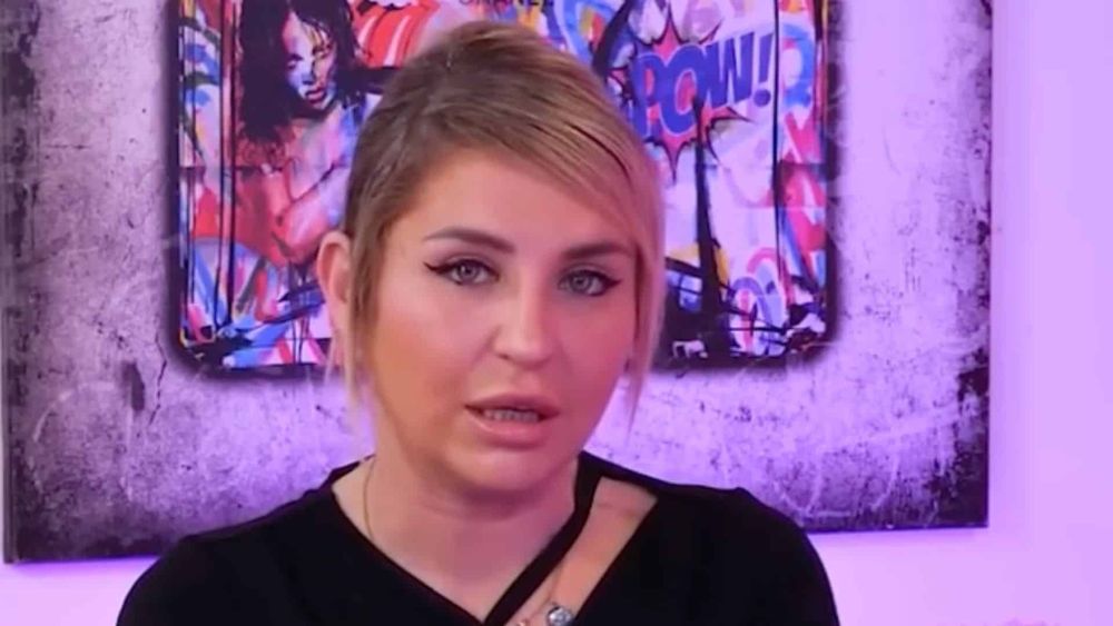 Amandine Pellissard : CHOC pour la maman, un inconnu force la serrure de sa maison en pleine nuit !
