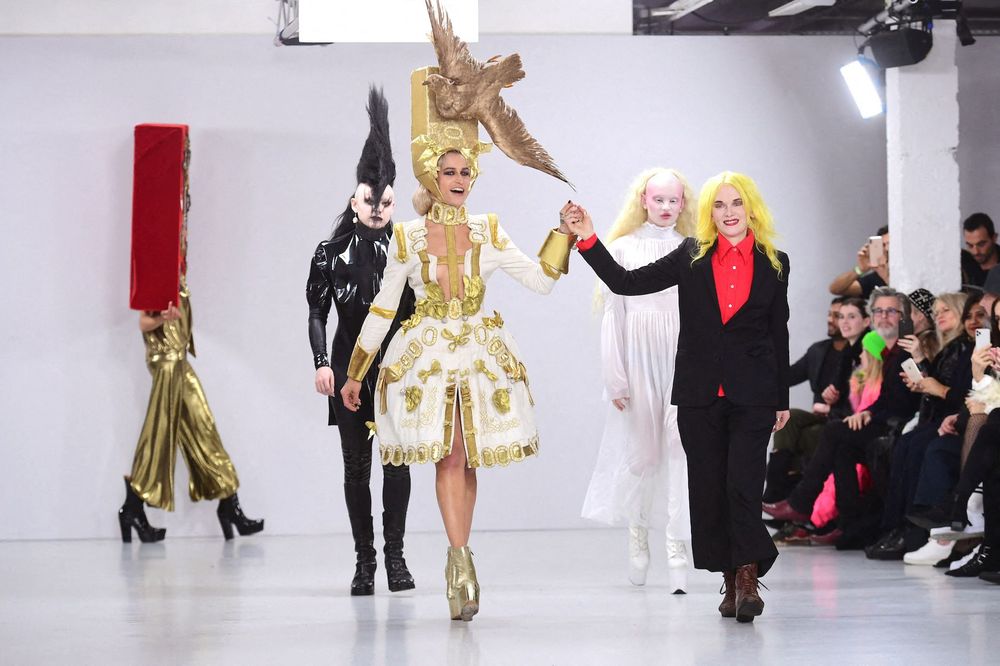 Pam Hogg, la créatrice de mode icône du punk rock, est décédée