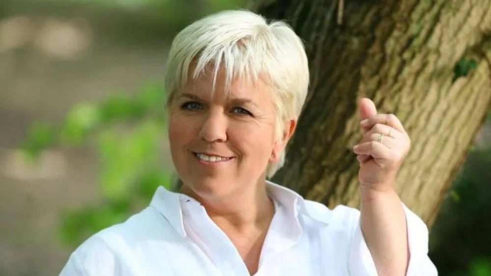 À 67 ans, Mimie Mathy se confie sur son état de santé : "Ma faiblesse dans les jambes s’est accentuée"