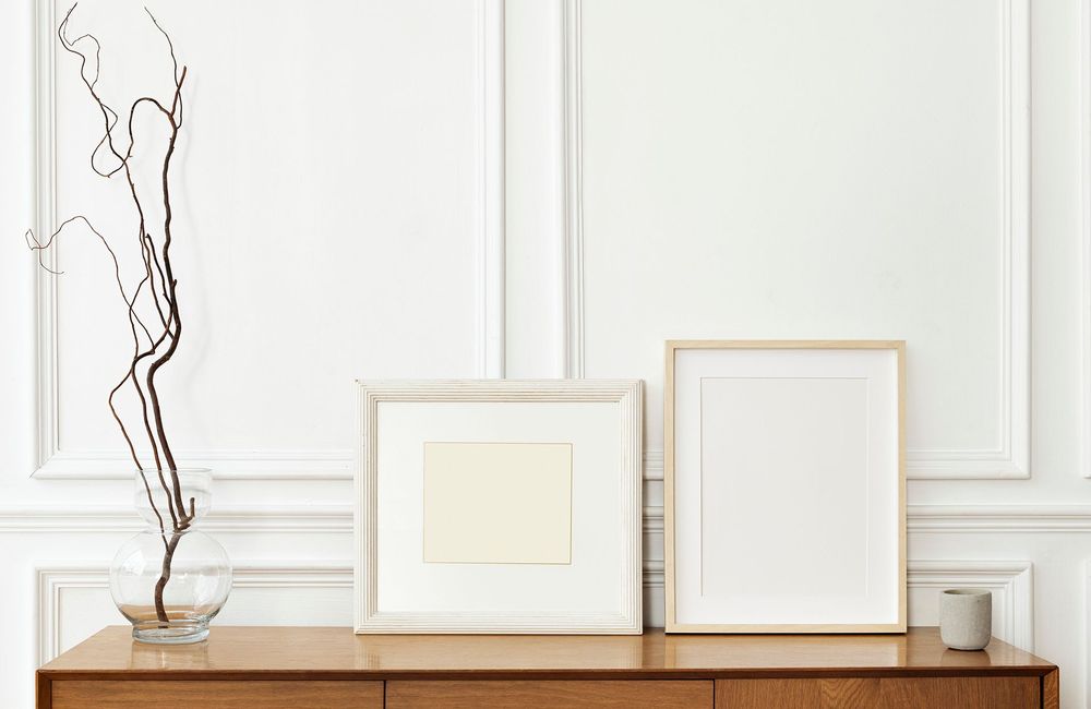 Exit les moulures, voici l’astuce géniale et originale pour sublimer un mur