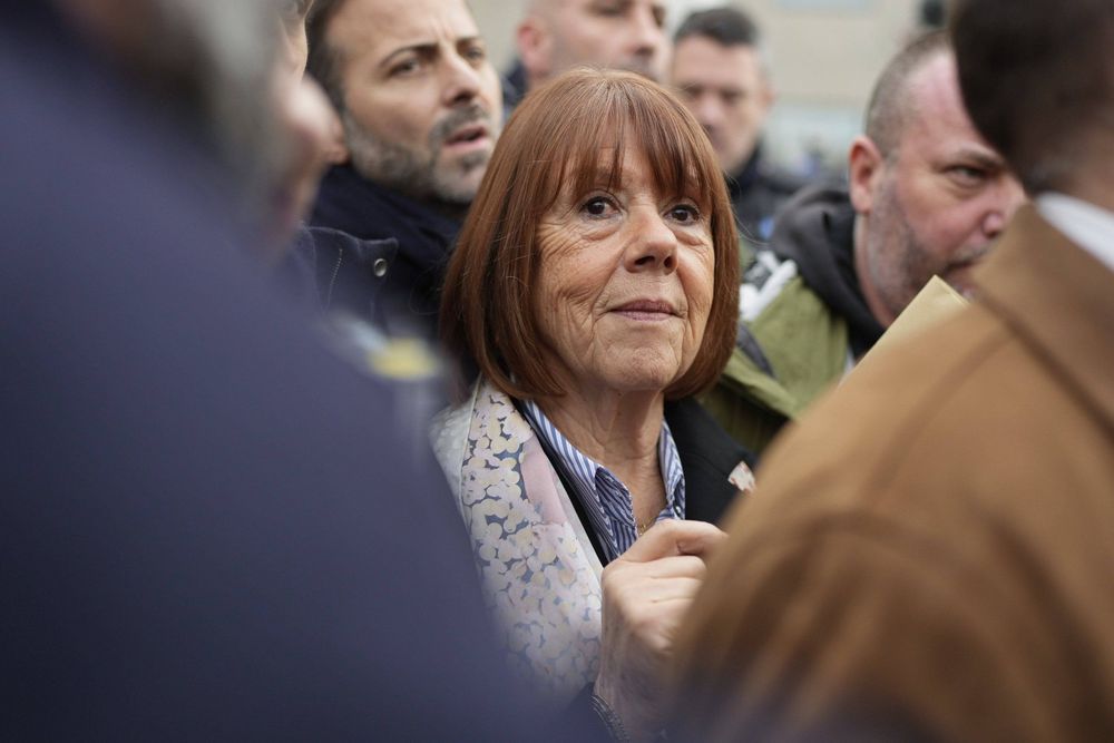Après la publication de photos volées, Gisèle Pelicot assigne « Paris Match » en justice