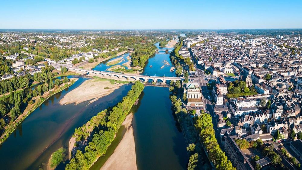 Immobilier à Tours : découvrez les prix à la location et à l'achat en octobre