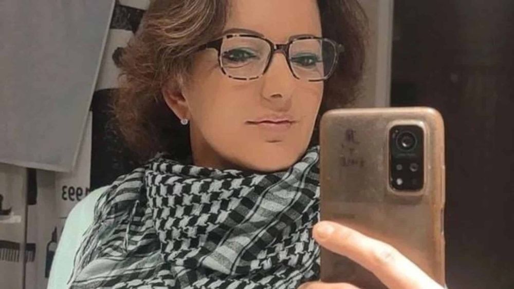 Cindy Reymond réagit en pleine nuit face à sa compagne, les images du moment sont inattendues