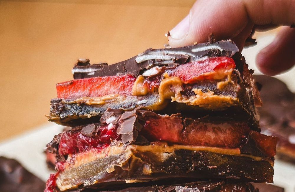 Le date bark, le nouveau dessert tendance avec 4 ingrédients seulement