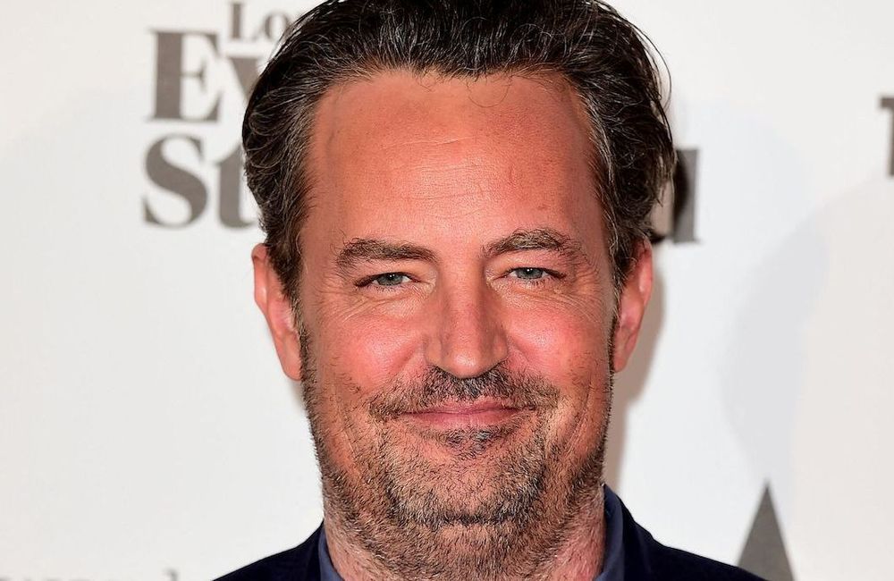Mort de Matthew Perry : son ex-compagne demande la réouverture de l’enquête