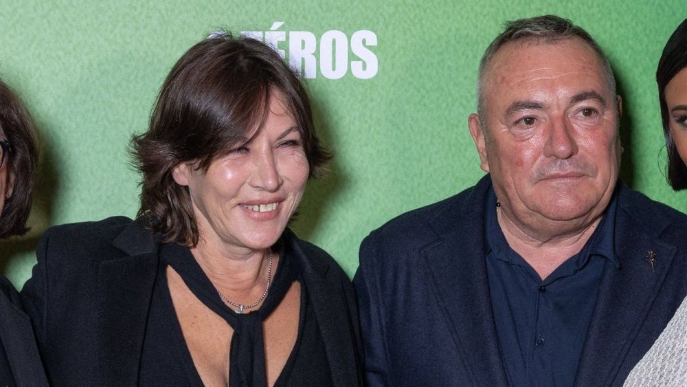 “Elle m’envoie une tarte” : Fabien Onteniente, le réalisateur de Camping et ex de Mathilde Seigner, raconte cette violente dispute avec l’actrice