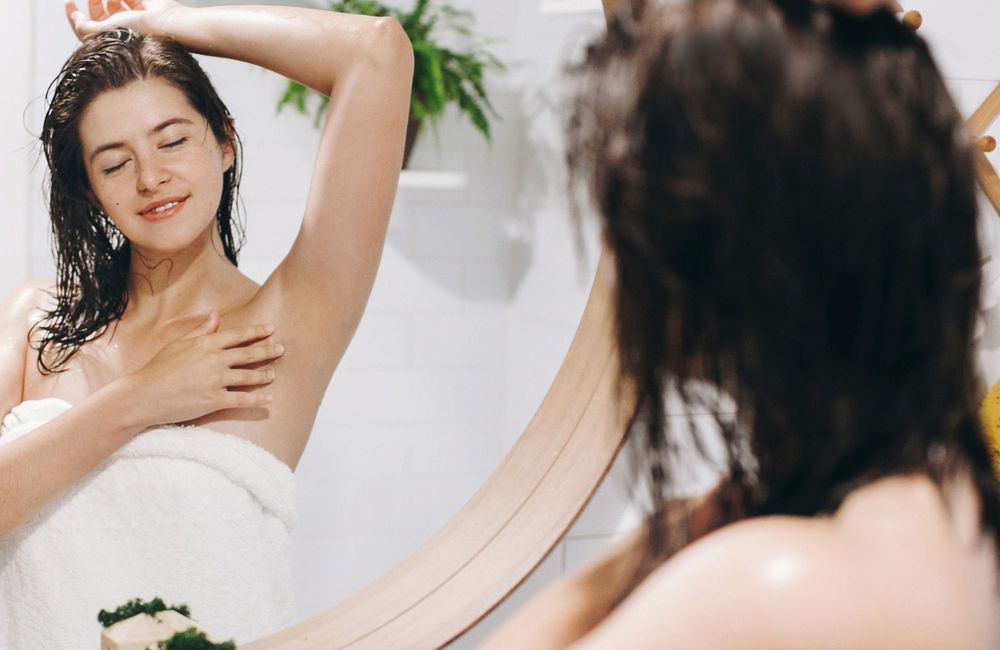 Ces solutions naturelles pour remplacer le déodorant classique