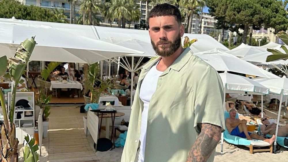 Illan Castronovo obligé de dormir chez Magali Berdah ? Il met les choses au clair