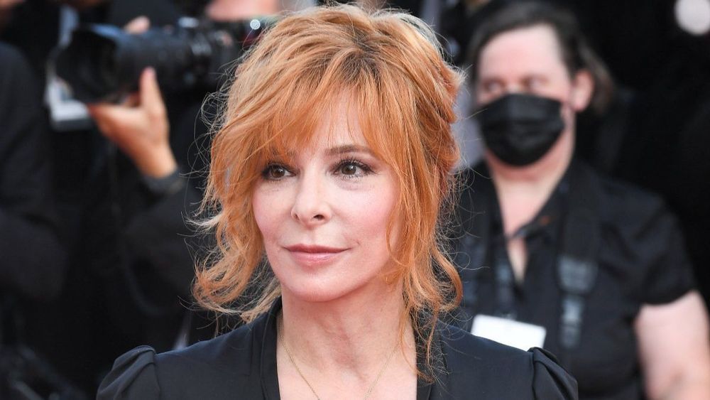 Mylène Farmer : sa maison envahie par des araignées, des serpents et des crapauds