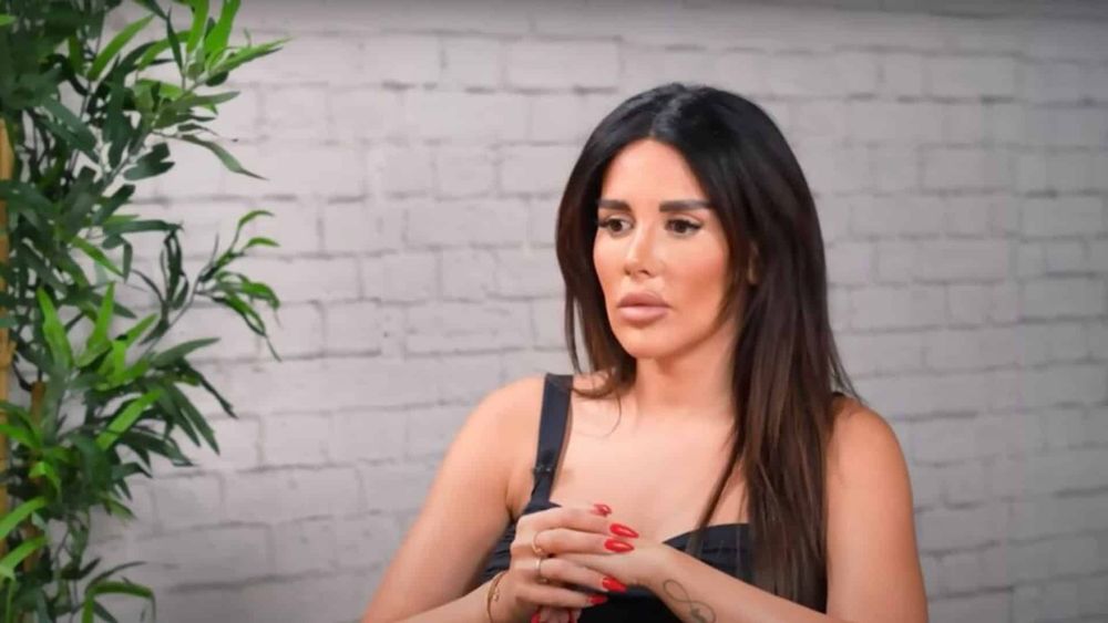 Laura Lempika : en couple et amoureuse, elle se confie comme jamais sur son nouveau chéri !