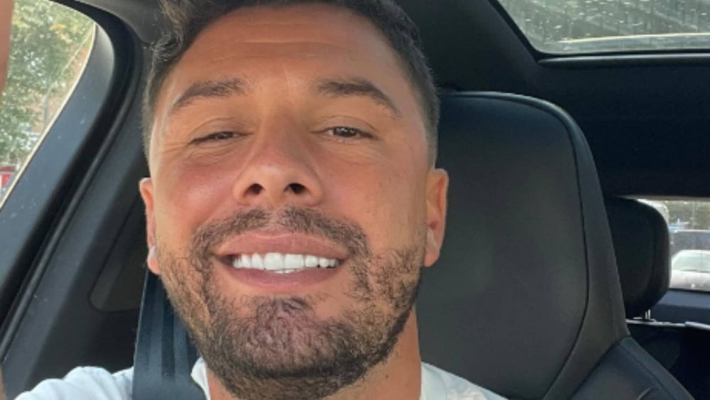 Kevin Guedj : il aurait trompé sa chérie Chloé sur le tournage des Cinquante, et on sait avec qui !