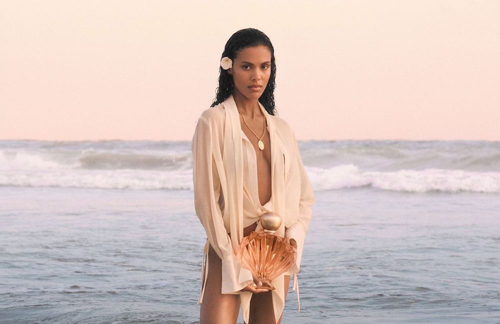 Best of beauté : Tina Kunakey chez Nina Ricci ; une expo engagée signée Guerlain ; une fan zone skincare…