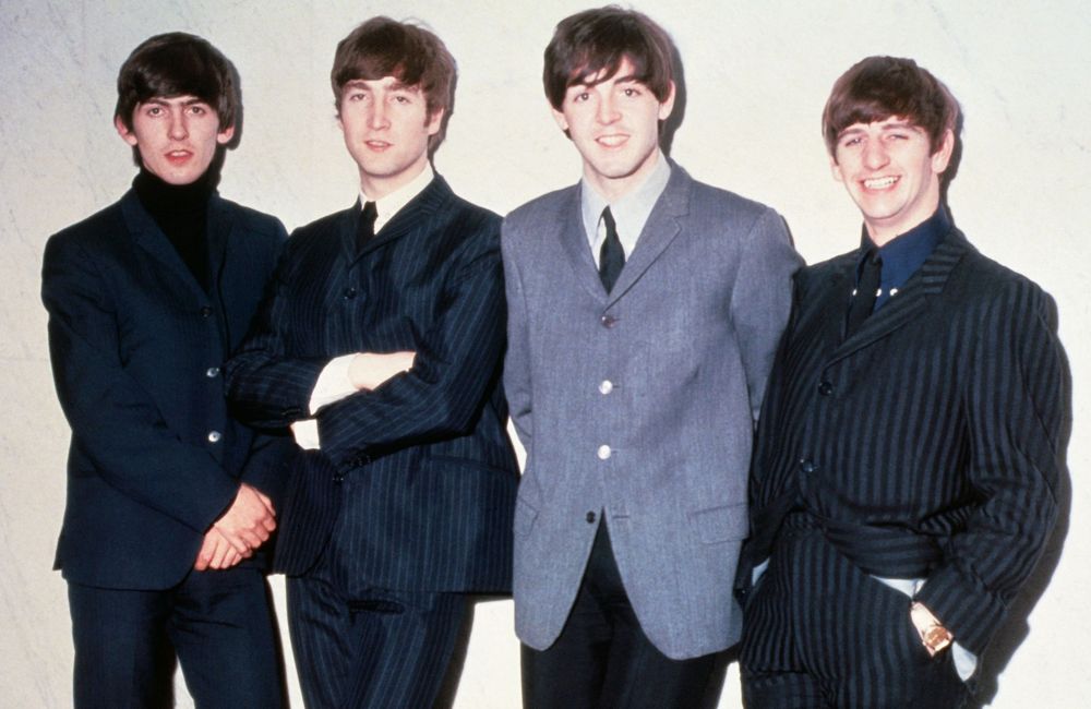 Ce chanteur britannique vient de détrôner les légendaires Beatles dans les charts