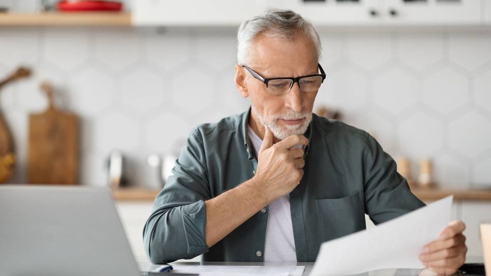 Combien gagnent les Français qui cumulent emploi et retraite ?
