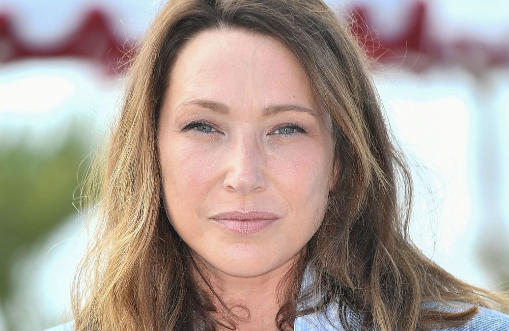 Laura Smet dit adieu à ses longueurs et adopte la coupe au carré