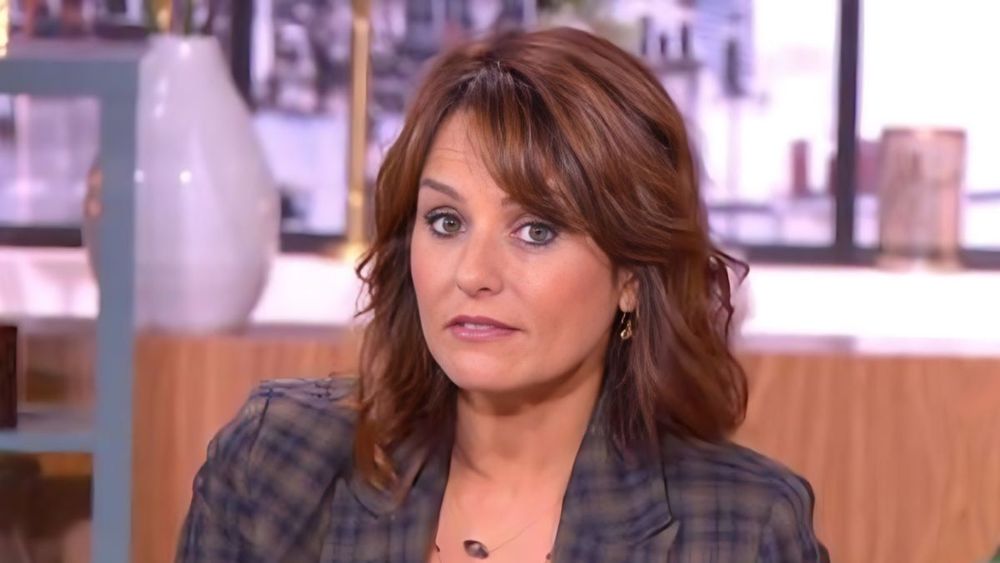 Faustine Bollaert "susceptible" : Karine Le Marchand balance sur l'animatrice : "Je m'étais moquée..."