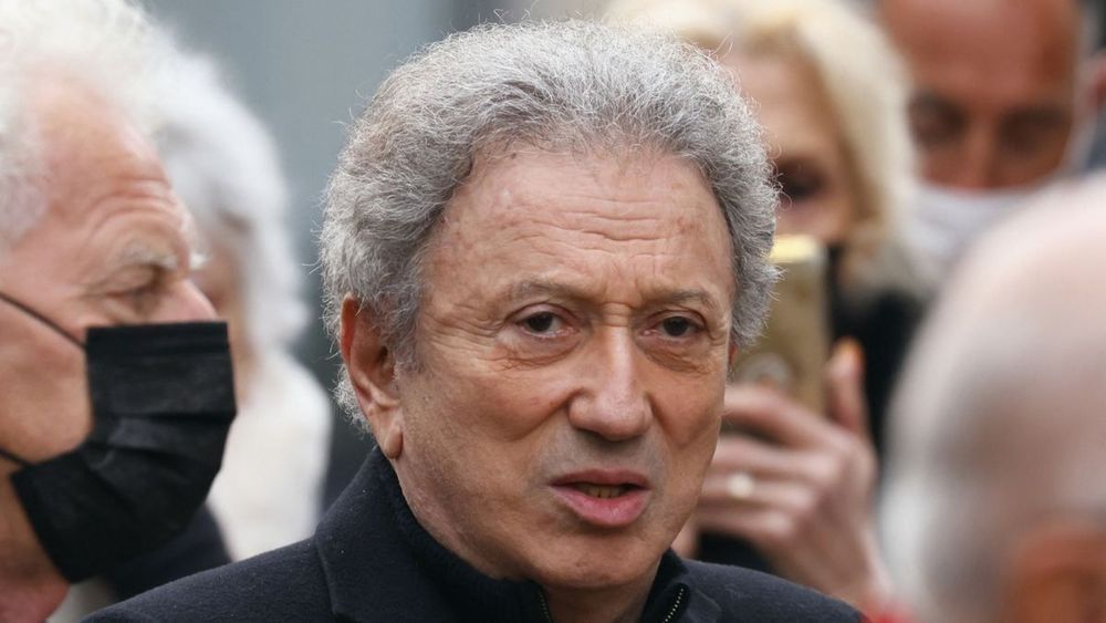 Michel Drucker hospitalisé, ses proches donnent des nouvelles