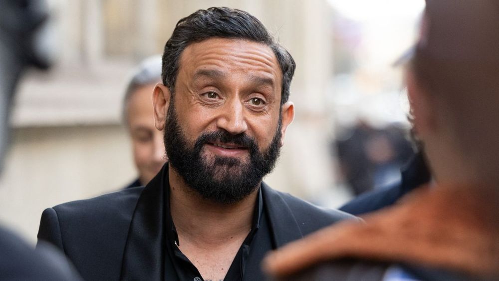 Cyril Hanouna clash N’oubliez pas les Paroles, l’émission réplique de manière surprenante !