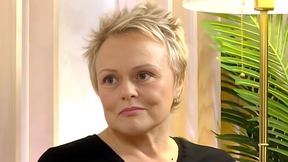 Muriel Robin transformée à 69 ans, son avis franc sur la chirurgie : "Quand on ne s'aime pas"