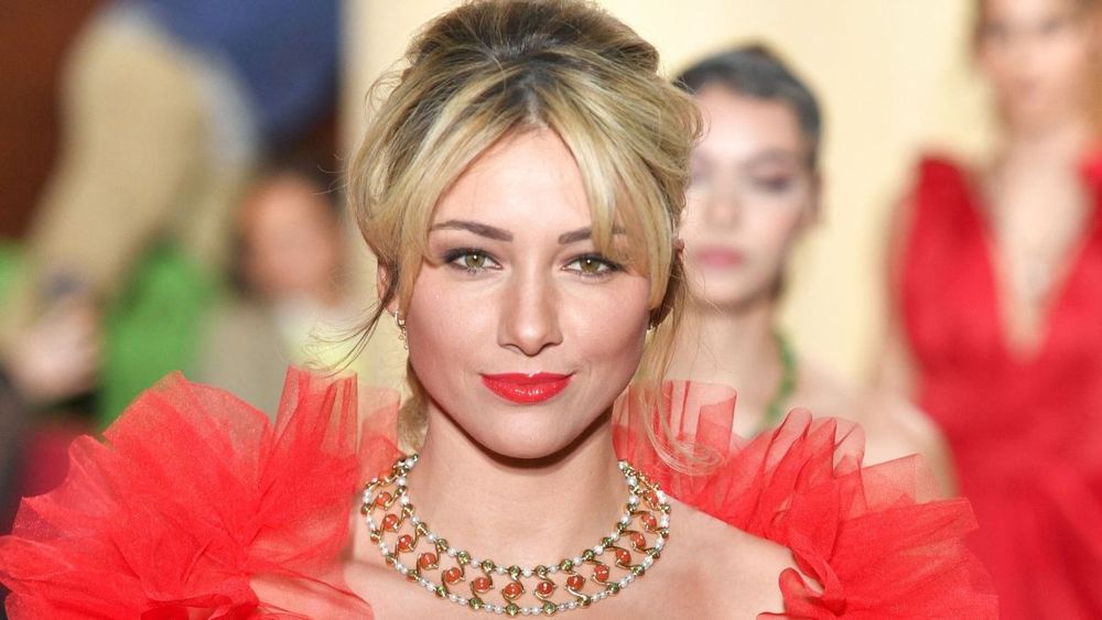 Delphine Wespiser balance tout sur sa relation secrète avec Bardot... Des regrets qui font froid dans le dos : « Je voulais…, je n'ai pas pu »