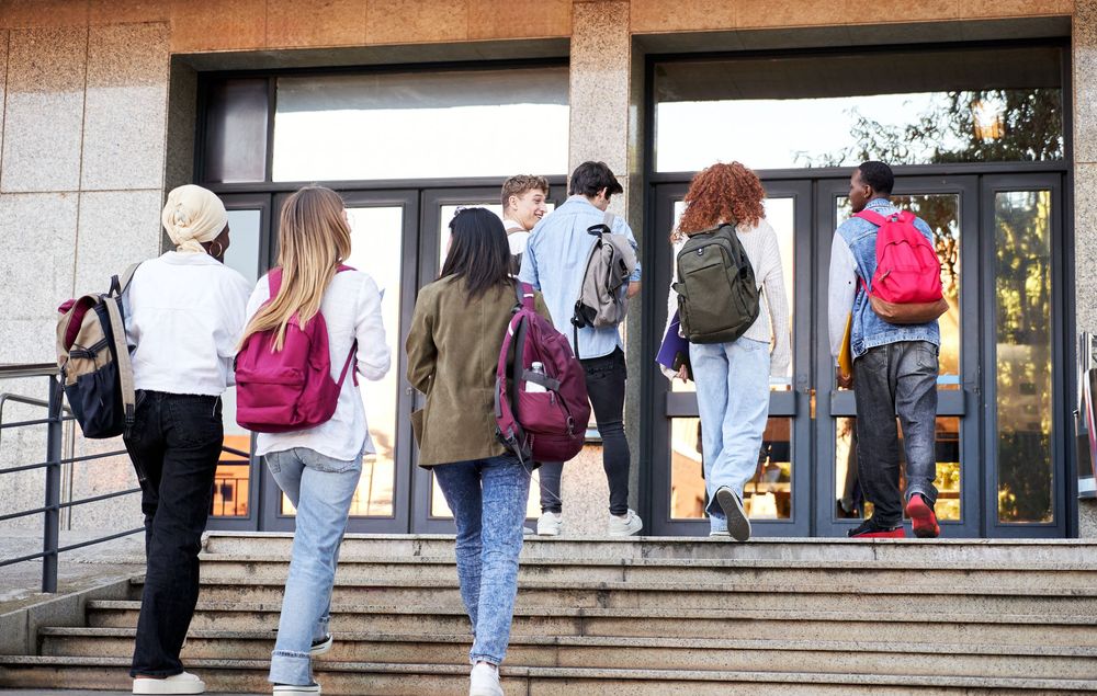 Attaque au couteau à Nantes : ces deux derniers mois, 94 armes blanches ont déjà été saisies dans les écoles