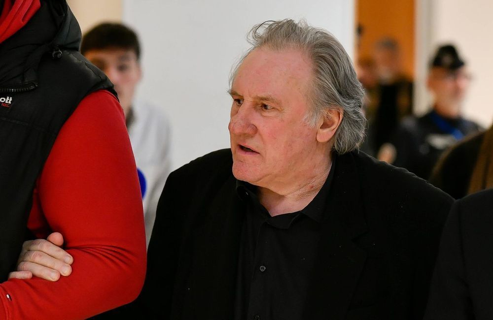 Affaire Charlotte Arnould : voici pourquoi le parquet a requis un procès contre Gérard Depardieu