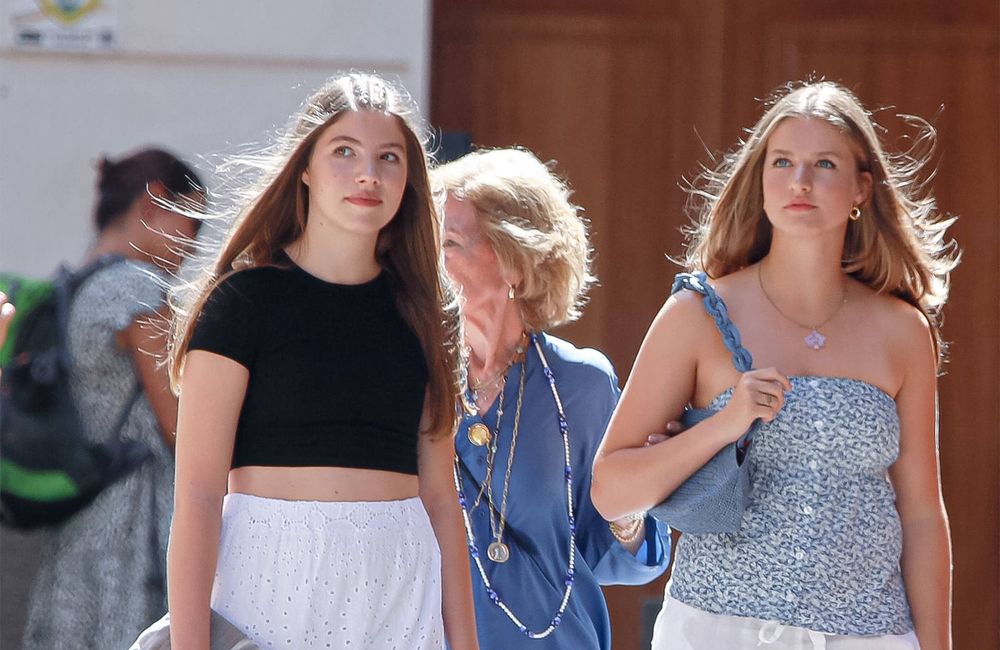 Voici les chaussures que Letizia d’Espagne et ses filles ne quittent pas de l’été