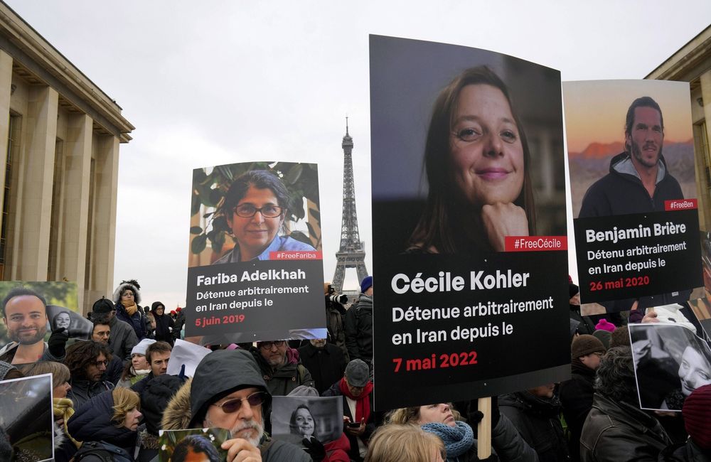 « Elle est extrêmement affaiblie » : Narges Mohammadi se dit « très inquiète » pour Cécile Kohler