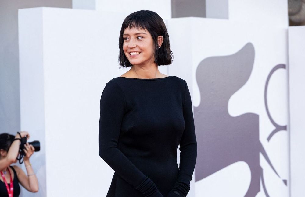 « Je n’ai manqué de rien » : Adèle Exarchopoulos revient sur sa vie d’avant bouleversée par la notoriété