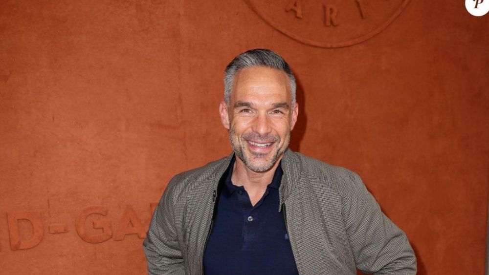 Philippe Bas : harcelé par un metteur en scène très connu, "il a passé son temps à me …