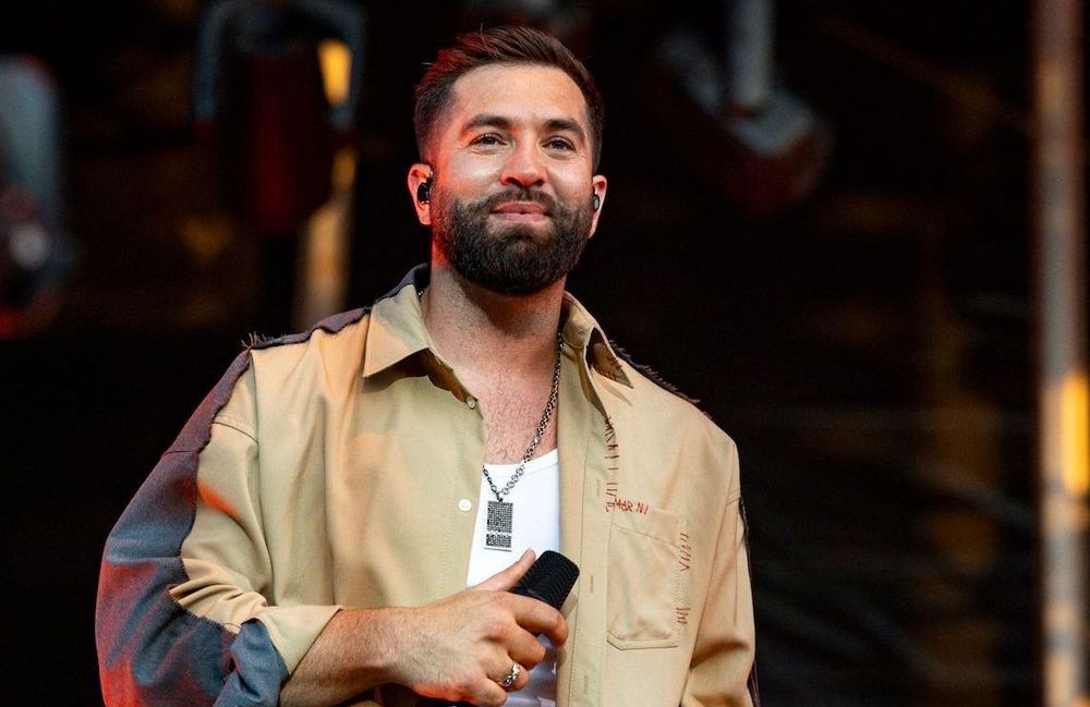 Kendji Girac revient sur son accident : « Je me suis brûlé les ailes et j'ai failli perdre la vie »