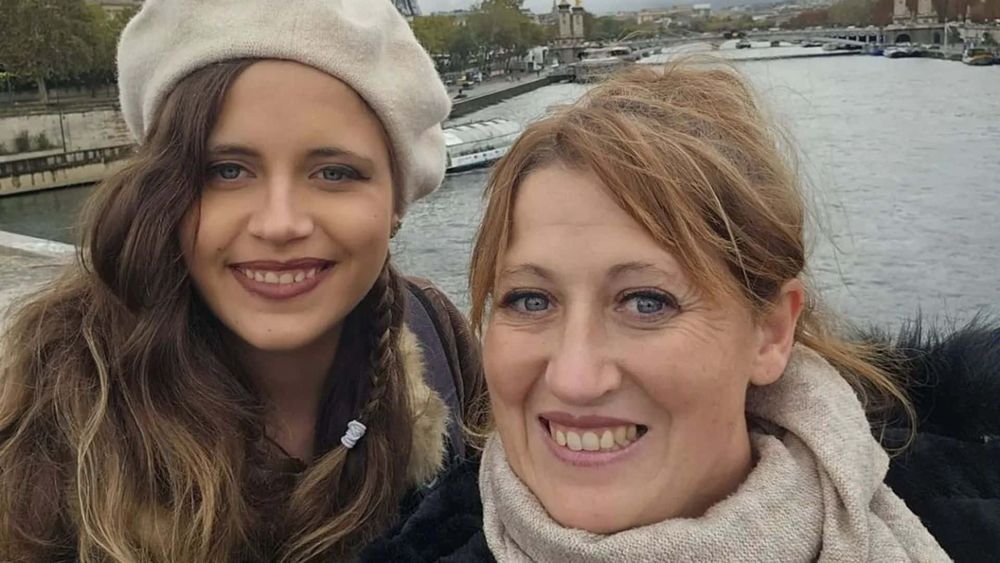 "Maman est sortie de réa" : Camille, la fille de Cindy Van der Auwera (Familles nombreuses), fait des révélations sur l’hospitalisation de sa mère !