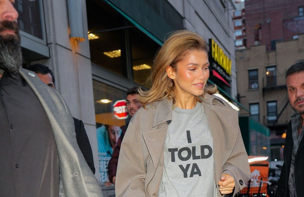 Faut-il comprendre le sens du slogan pour porter un tee-shirt à message ?
