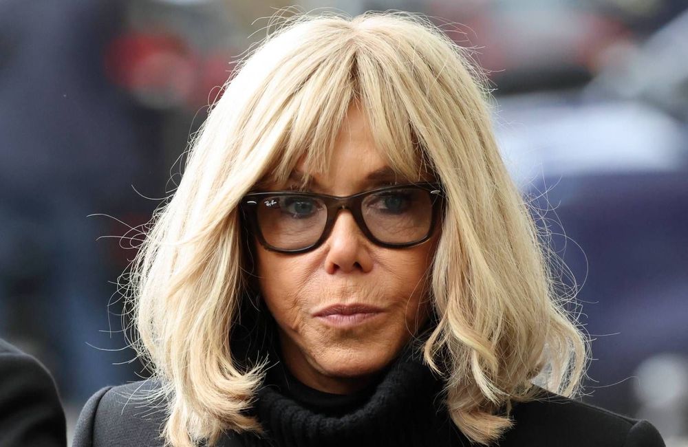 « Je ne suis pas épouse de président à longueur de temps », Brigitte Macron revient sur son « Sales connes »