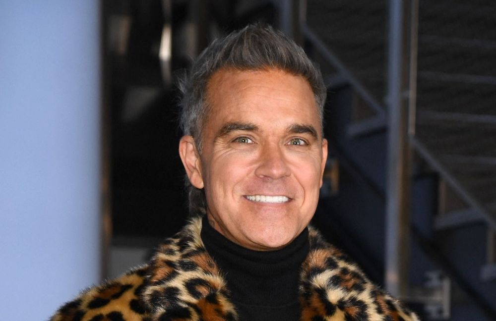 Robbie Williams : le jour où le chanteur a été pris pour un autre par la reine Elisabeth II