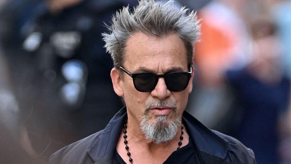 "J'ai merdé" : après 20 ans d'amour, Florent Pagny avoue tout sur sa relation avec Azucena
