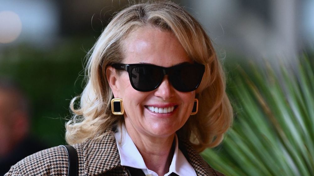 Laeticia Hallyday : "La fiscalité y est plus douce", ce petit coin de paradis où elle pourrait fuir avec son nouveau Jules, Serge Varsano