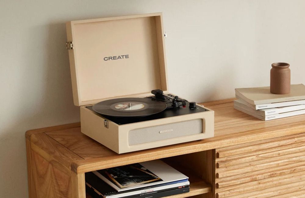 DIY : recyclez un vieux vinyle pour en faire un objet utile au quotidien